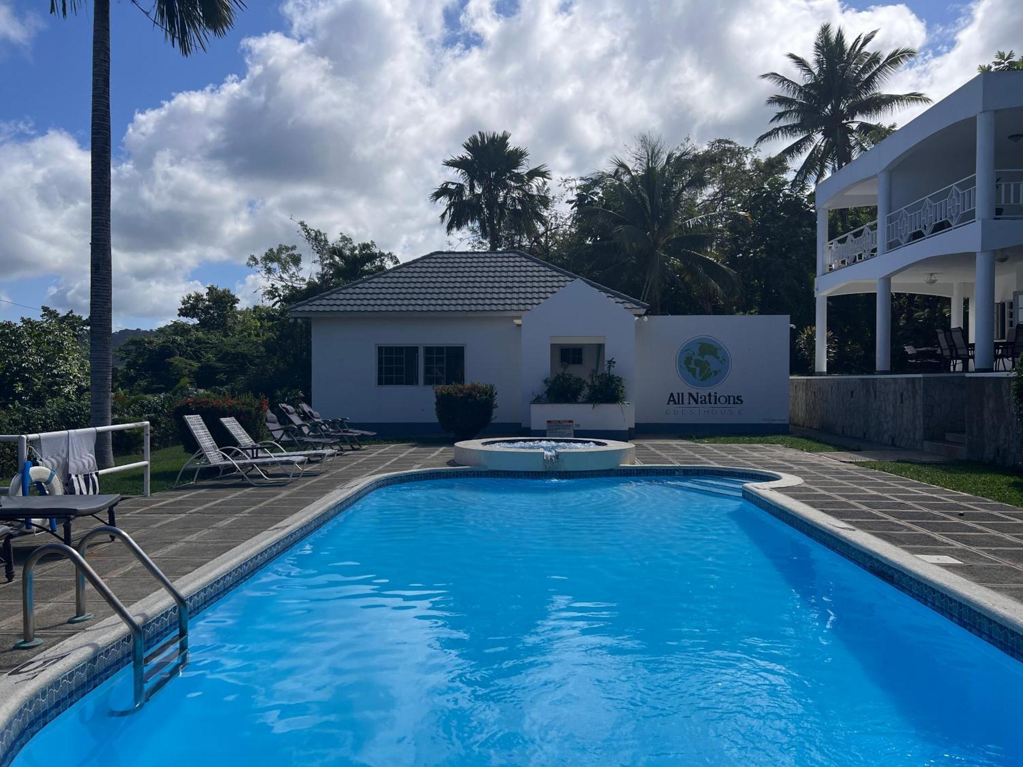 All Nations Guest House ポート・アントニオ 部屋 写真