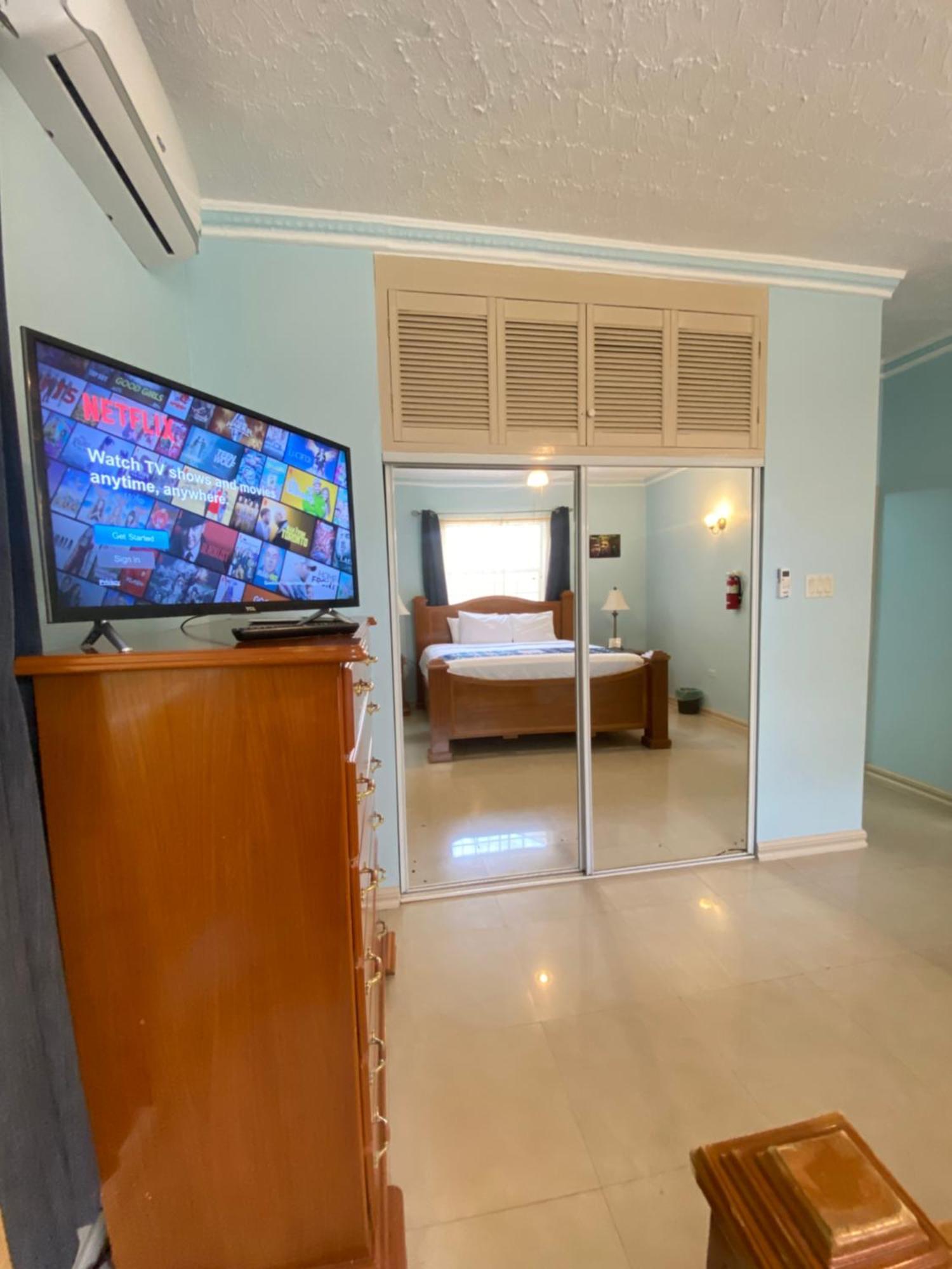 All Nations Guest House ポート・アントニオ エクステリア 写真
