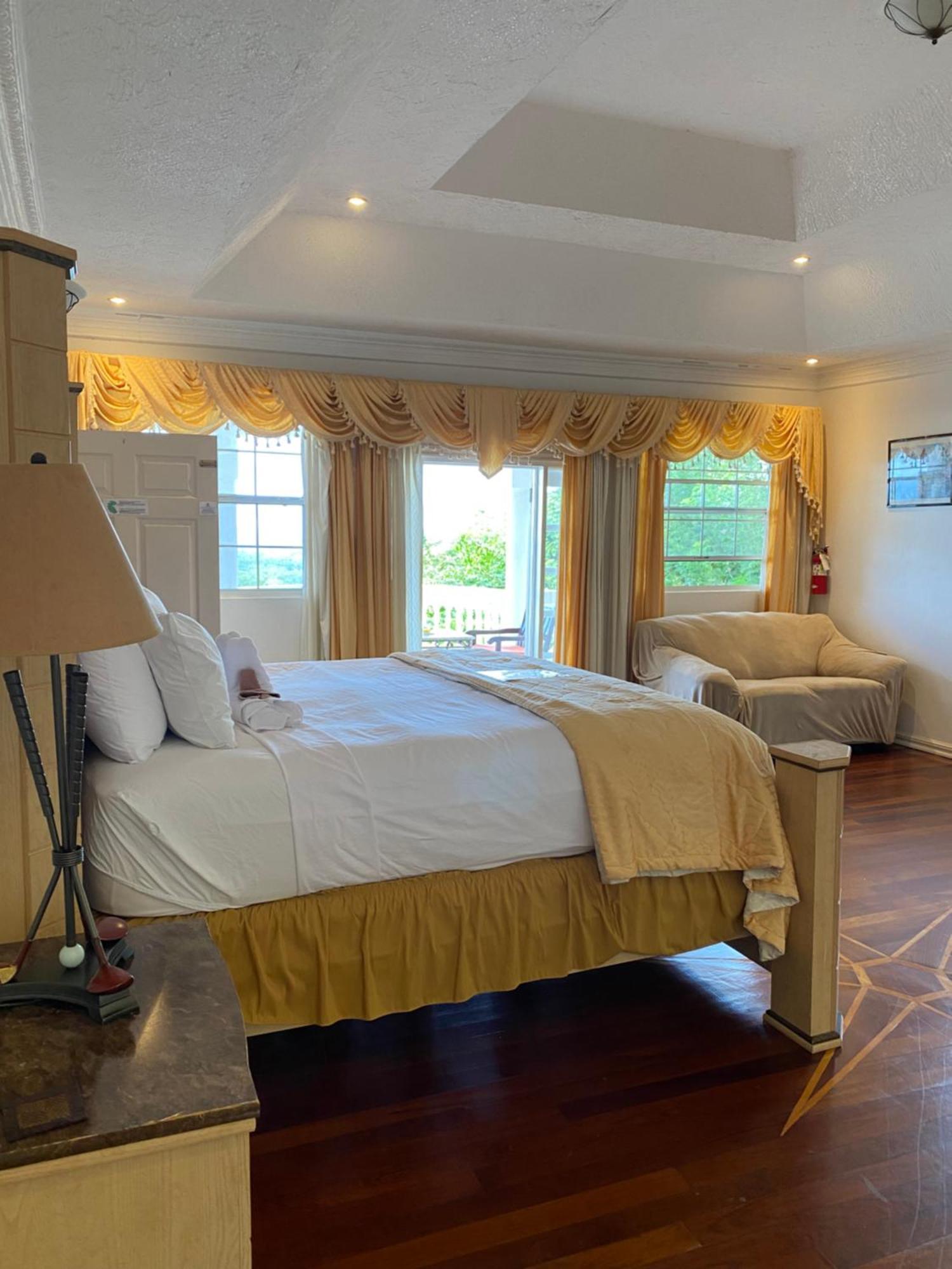 All Nations Guest House ポート・アントニオ エクステリア 写真